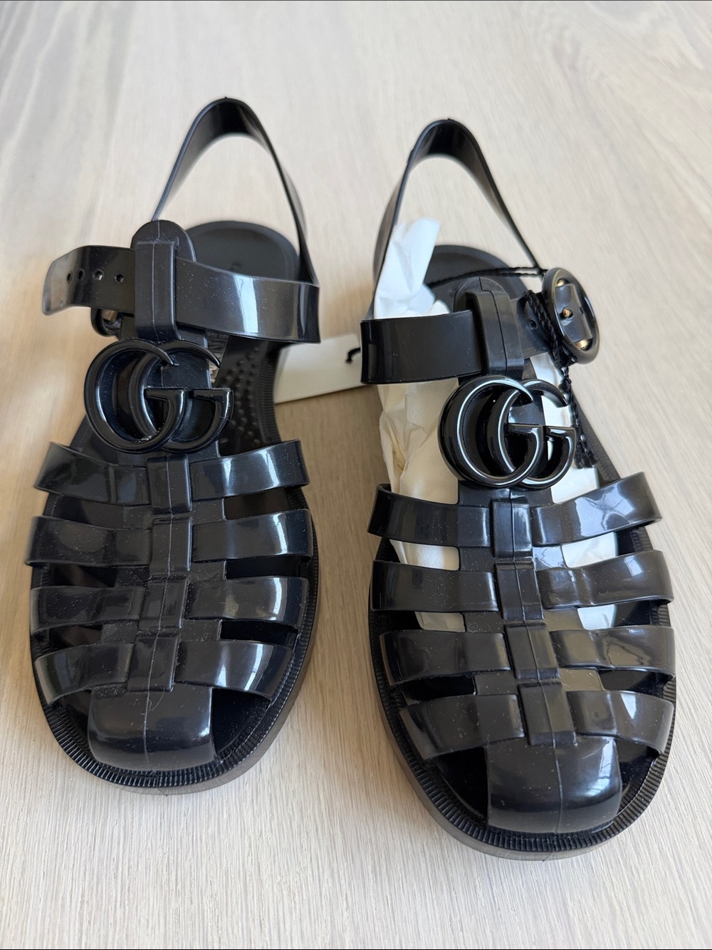 Gucci jelly sandals New with tags Black size 35